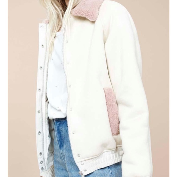 MINKPINK Jackets & Blazers - MINKPINK FAUX LINED SHEARLING & SUEDE SHEEPSKIN SHERPA JACKET 🤍